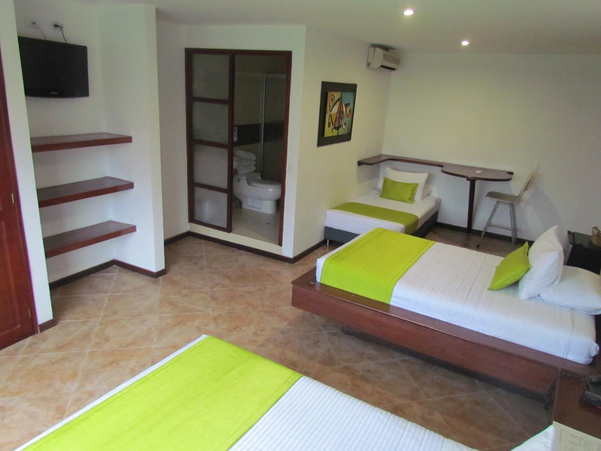 Hotel Plaza Mayor Medellín Dış mekan fotoğraf