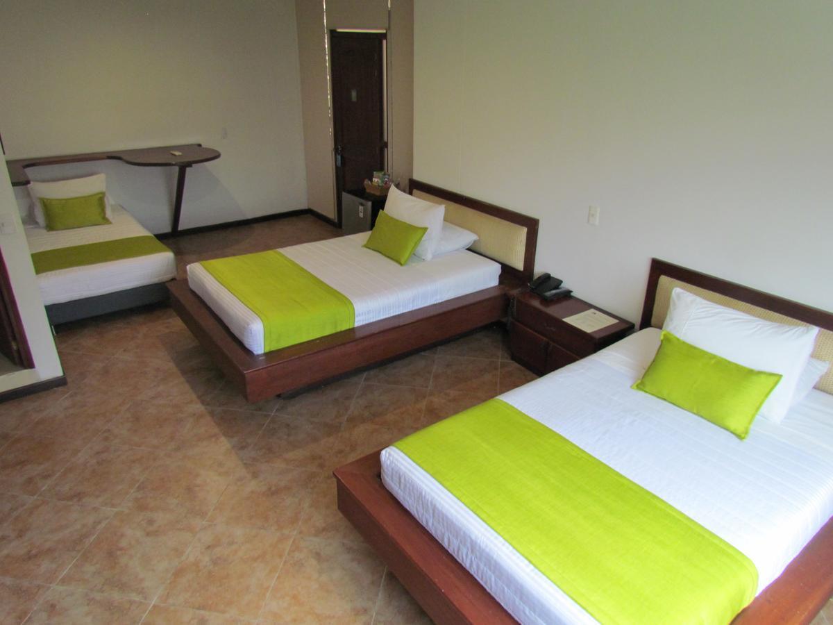 Hotel Plaza Mayor Medellín Dış mekan fotoğraf